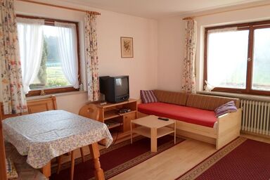 Beiglhof - Ferienwohnung 50qm mit Badewanne, Balkon und Grillmöglichkeit