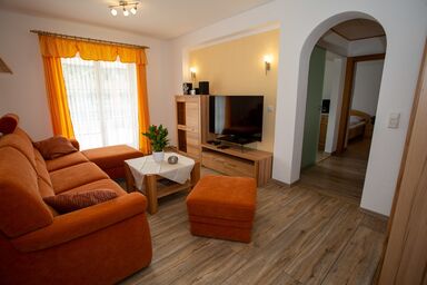 Haus Thanner - Chiemgau Karte - Ferienwohnung Edelweiß für 2 Personen, Terrasse, 54 m²