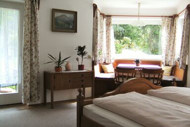 Ferienwohnung Jermann - Ferienwohnung Obersee für 2-6 Personen, Balkon, 70 qm