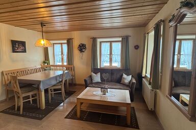 Riederhof inkl. Chiemgaukarte - 5 Ferienwohnung Kienberg 35qm, Balkon, Kochnische, 1 Schlafz., Wohnz., 2 Pers.