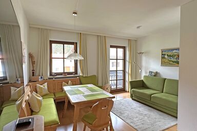 Gschwendtnerhof App13 Lincke - Maisonette-Ferienwohnung 56 qm sep. Schlafzimmer, 2 Bäder, West-Balkon, App.13