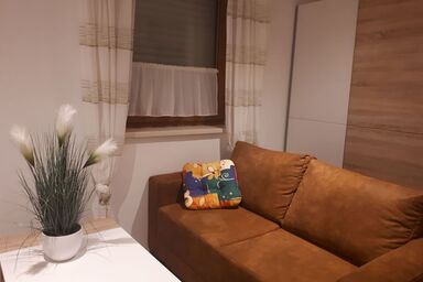 Ferienwohnungen Herbst - Ferienwohnung 2 - OG 43 m², mit zwei Schlafzimmer und Loggia, nahe Chiemsee