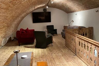 Altes Kanzlerhaus - Ferienwohnung Wohnen im Berg, 248 qm für 4 Personen