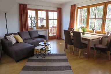 Ferienwohnung Birkenflair - Ferienwohnung mit Balkon und 2 separaten Schlafräumen