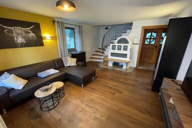 Rehblick Waging - Ferienwohnung Rehblick, 65 qm, 2 Schlafzimmer, Balkon und Terrasse