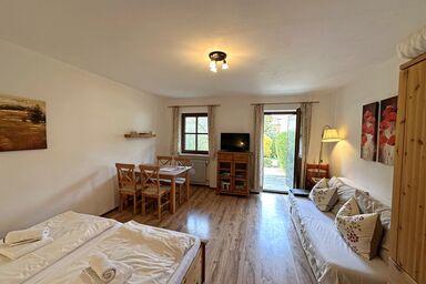 Gschwendtnerhof App4 Pätzig - Ferienwohnung 38 qm Wohn-/Schlafraum und Terrasse, App. 4