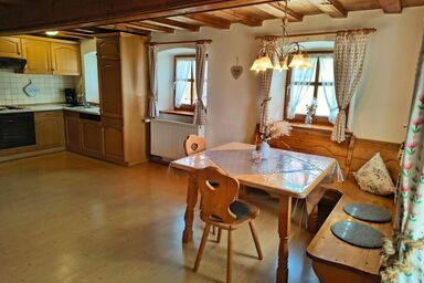 Ferienhof Aiginger - Ferienwohnung 2 (57qm) mit Freisitz und Wohnküche
