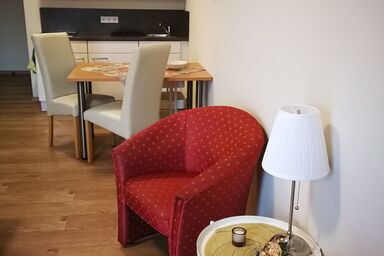 HopfenErlebnisHof Gästehaus - Appartement 1 (30qm) mit Balkon