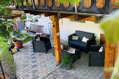 Ferienhof Neukirchinger - Falkenstein - Schön eingerichtete Ferienwohnung mit Grillmöglichkeit