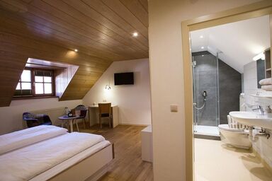Gästehaus am Westtor - Modernes Dreibettzimmer
