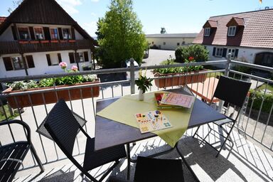 Ferienbauernhof Schuler - Ferienwohnung Wildrose (80qm) mit Balkon und Küche