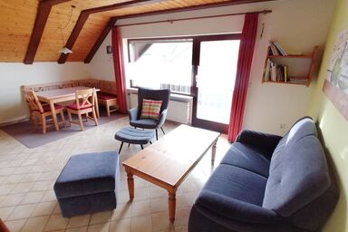 Ferienhaus Herzog - Das Ferienhaus Herzog in Eichenberg. Freuen Sie sich auf eine geräumige Wohnung mit Balkon