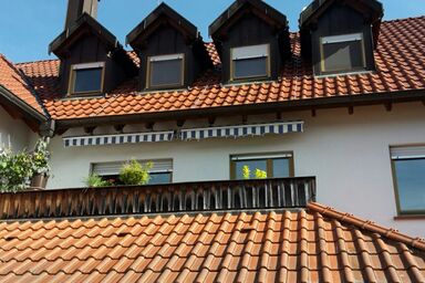 Ferienwohnung "Auf Schäfers Spuren" - Ferienwohnung mit Kaminofen und Balkon