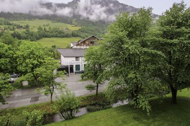 Sun & Mountain View - Suzie .15