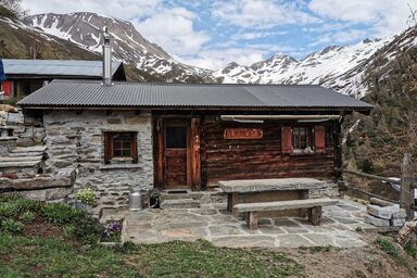 Alphütte Murmolta auf der Sonnenterrasse im Wallis - Alphütte Murmolta auf der Sonnenterrasse im Wallis .1