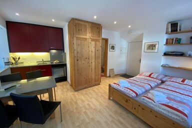 Chesa Robinson - Chesa Robinson .1