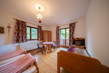 Blumenhof Elfi - FEWO Kirsche 56 m² + Balkon 13 m2