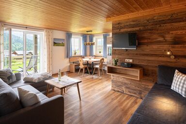 Alpenrösle Ferienwohnungen - Wohnung 6, 62qm, 2 Schlafzimmer, große Südterrasse