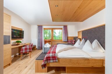 Hotel Lindenhof - Doppelzimmer Deluxe, Dusche, WC