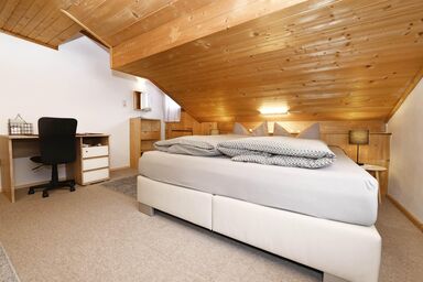 Haus Limat - Ferienwohnung Charly, Dusche, WC, 1 Schlafraum