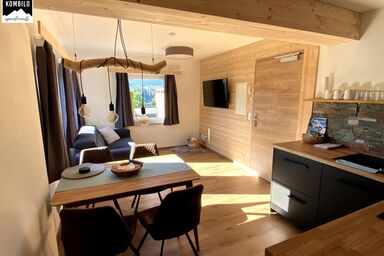 Pinta Kombilo Apartments - Apartment 2 mit Terrasse Dusche, WC, 1 Schlafraum