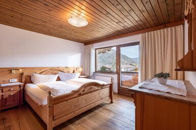 Pension Aigner - Birgit Aigner (Appartement) - Apartment/2 Schlafräume/Dusche/WC,TV,Balkon