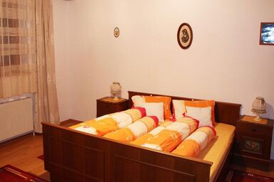 Stuppenhof - Doppelzimmer mit fl. Wasser