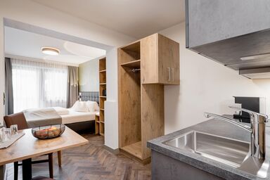 Regina Hotelsuites - COMFORT ROOM