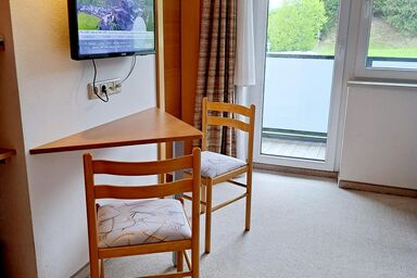Ferienwohnung Schwarzbach - Doppelzimmer mit Dusche, WC