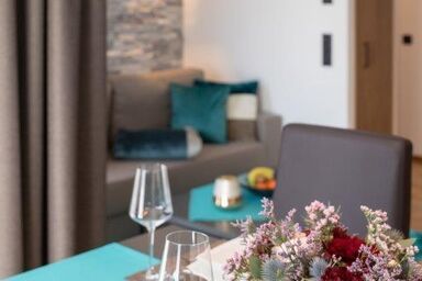 For Moments - App für 4 , 2 SZ, ÜB7,B.3 3Af4