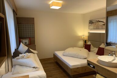 Pension Sportalm - Dreibettzimmer, mit Frühstück