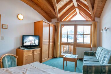 ROSENHOF   Apartments & Wellness & Bauernhof - Ferienwohnung Edelweiss