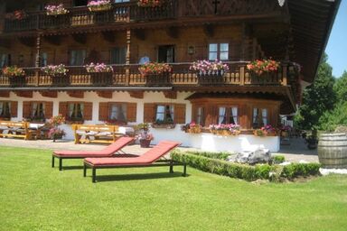 Ferienwohnungen Kaindlhof - Paterre Ferienwohnung Haupthaus (50qm) (1)  Ringberg