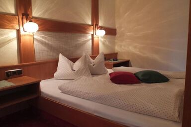 Das Apartment Rief - daheim beim Wanderprofi Adults only - Ferienwohnung  4 / 5 mit Ostbalkon für  2 - 4 Personen