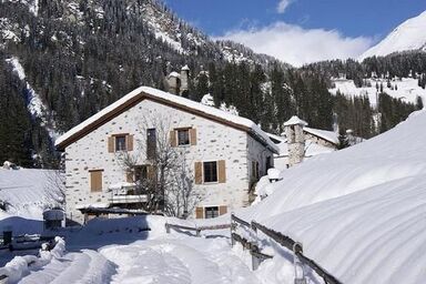 Maiensäss 5.5 Zi. freistehend und romantisch