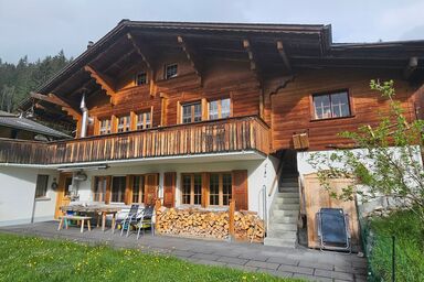 Chalet "Bergheimetli 7" mit Blick auf die Berge