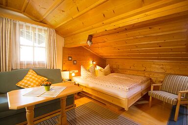 Ferienwohnung Döllerer - Walmberg Ein-Raum-Ferienwohnung, 21qm, Balkon, Kochnische mit Mikrowelle