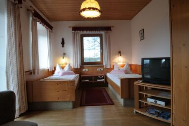 Hofbauer - Ferienwohnung Nr. 2 mit Südbalkon, 35qm