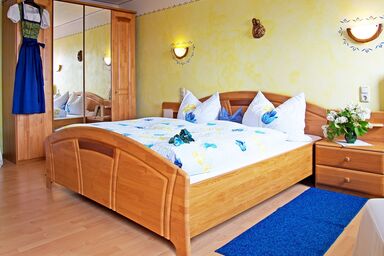 Bauernhof Berndlhof Obing - Ferienwohnung auf Bauernhof, 75 qm bis 4 Personen, für Familien