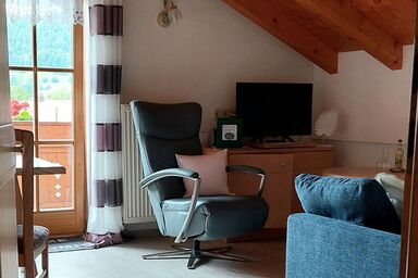 Ferienwohnungen Haus Wiesenblick - Ferienwohnung- 3 Personen, 40qm, 1 Schlafzimmer,  Balkon, WLAN