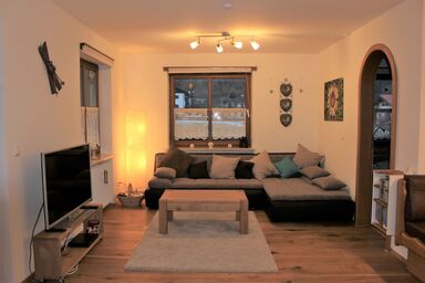 Ferienwohnung Geigelsteinblick - Ferienwohnung Geigelsteinblick, 85qm, OG, 2 Schlafzimmer, Kachelofen, Balkon