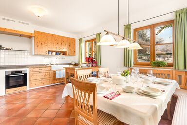 Ferienwohnung Mühlenweg - Ferienwohnung 118 qm mit Garten und Terrasse