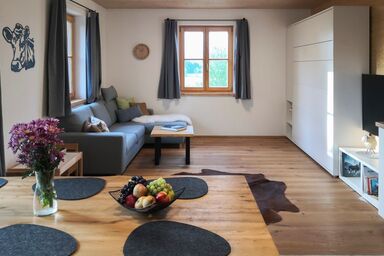Naturlandhof Mitterer - Ferienwohnung 1 mit Terrasse für max. 6 Personen