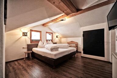 Summit Residence - Alpine Retreat Serfaus - die EULE owl, ca. 42 qm, 1 Schlafzimmer, mit Dachterrasse südseitig, max. 2 Personen