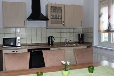 Gästehaus Neumarkt - Komplettes Ferienhaus (90qm) für 8 Personen mit vollausgestatteter Küche und 4 Schlafzimme