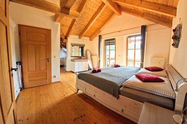 Ferienwohnung zum Forsthaus mit Sauna 180m² + Garten - Ferienwohnung zum Forsthaus (180 qm)