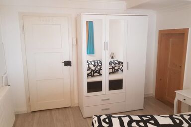 Ferienwohnung Casa Spescha, Tavanasa - 3.5 Zimmer Ferienwohnung für max. 4 Pers.