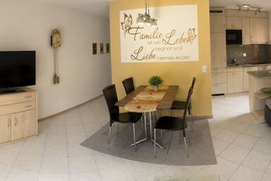 Majesta Leukerbad # 4-bed apartment, Dusche, WC - Majesta Leukerbad # 4-bed apartment, Dusche, WC .1