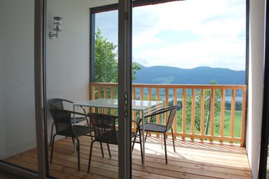 Familienferienhof Stabauer - Ferienwohnung mit Seeblick