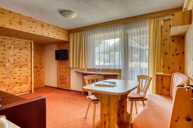 Haus Waldesruh - Zirbensuite mit Balkon, HP
